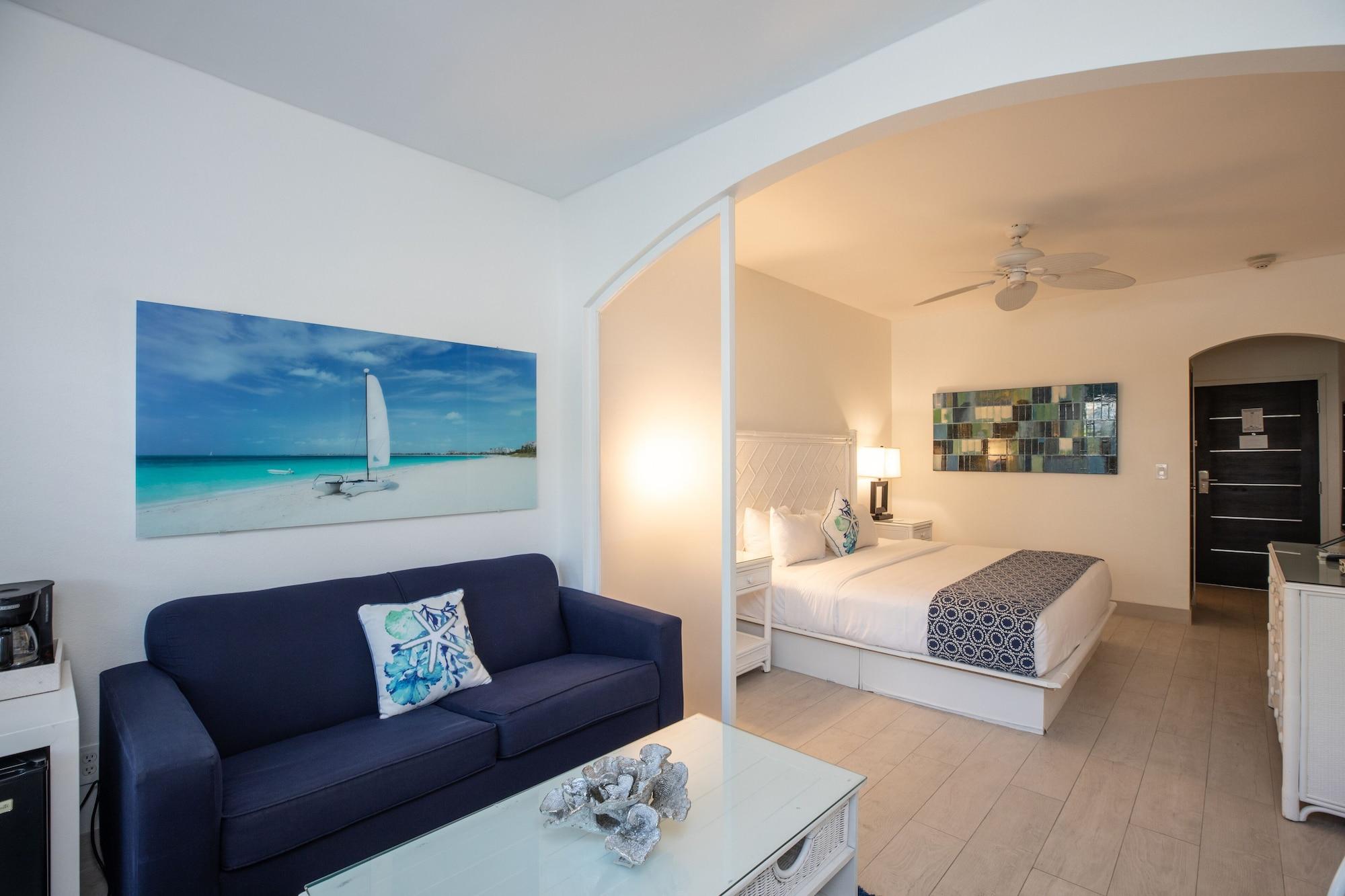 Ports Of Call Resort Grace Bay Exteriör bild