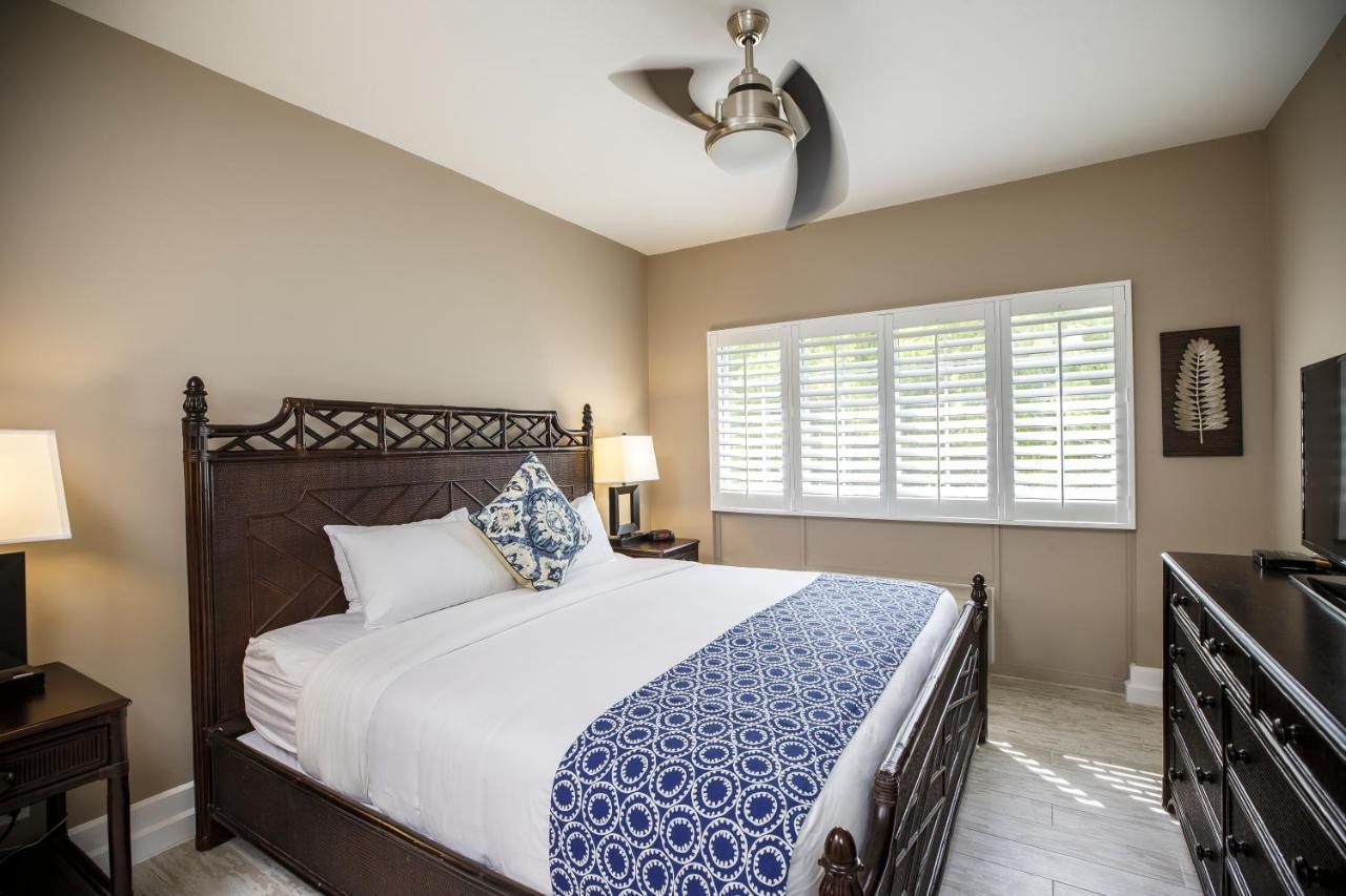 Ports Of Call Resort Grace Bay Exteriör bild