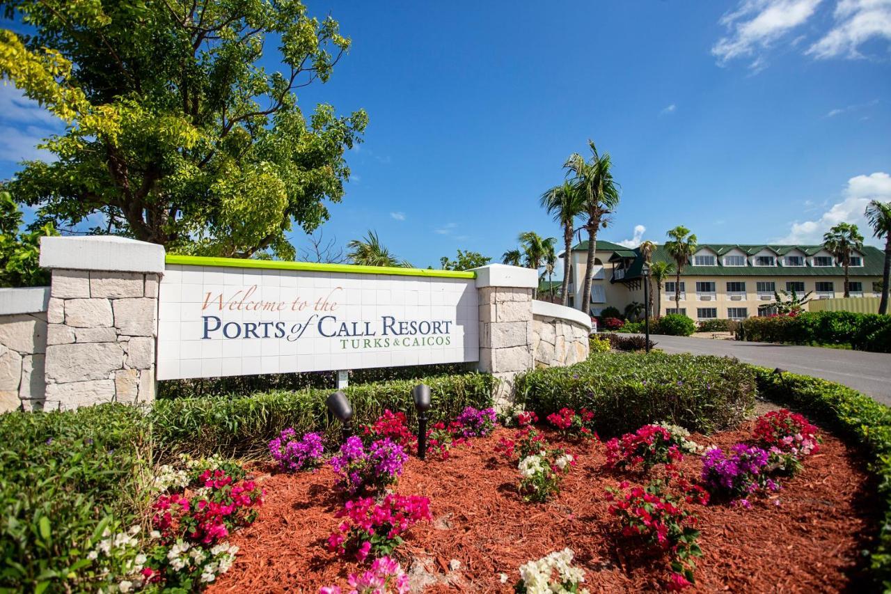 Ports Of Call Resort Grace Bay Exteriör bild